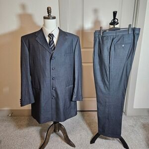 Caravelli‎ 2 PC Suit Blazer Men 46L Pants 38x31 Superior 150's Gray Striped